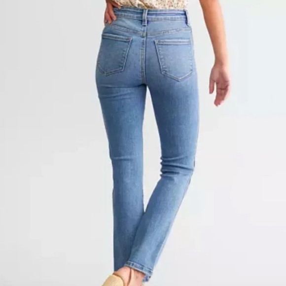 NWT Flying Monkey High Rise Split Straight Stretch Jean (Size 25) - Picture 3 of 8